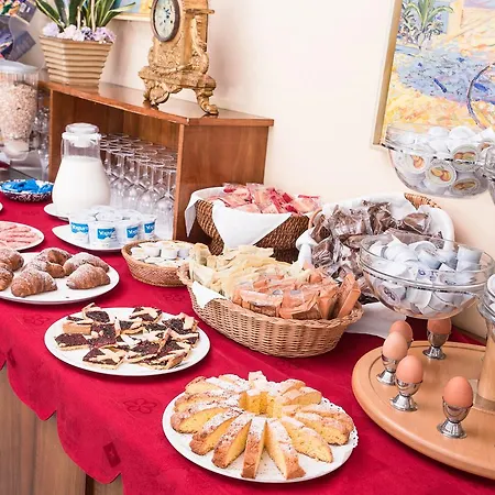 Gioiello Hotel 3*